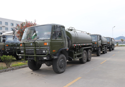 6*6东风越野洒水车 10方EQ2102G罐式运输车 10方洒水车配置